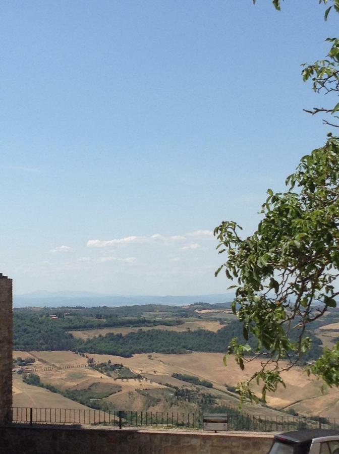 Luxury Apartment Piazza Grande Montepulciano Exterior photo