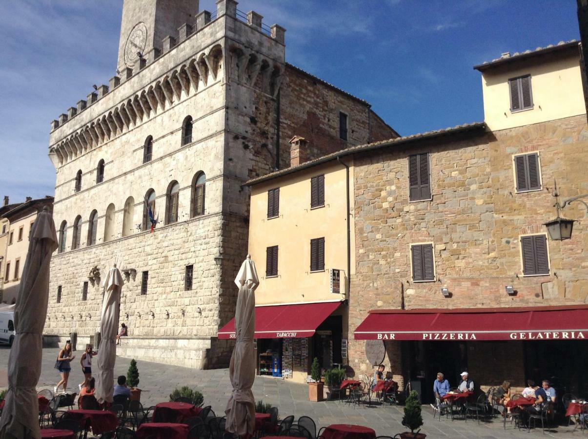 Luxury Apartment Piazza Grande Montepulciano Exterior photo